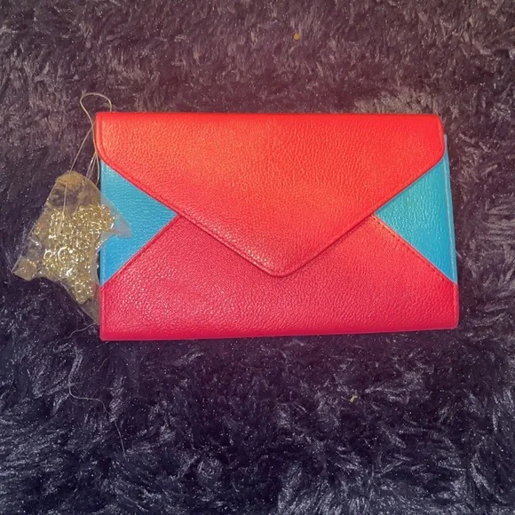 Pink and Blue Crossbody chain bag - Picture 2 of 4